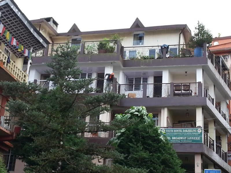 Hotel Broadway Darjeeling  Bagian luar foto